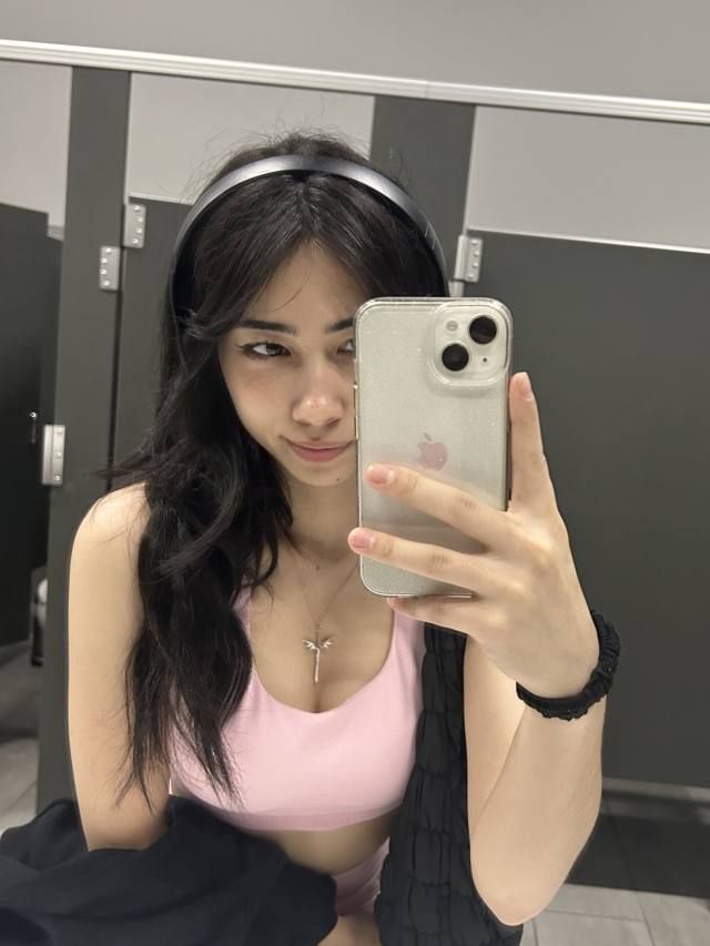 Hi 👋, I am original so hit me up with a real text and let’s hookup 🍑💦🍆 - Image 3